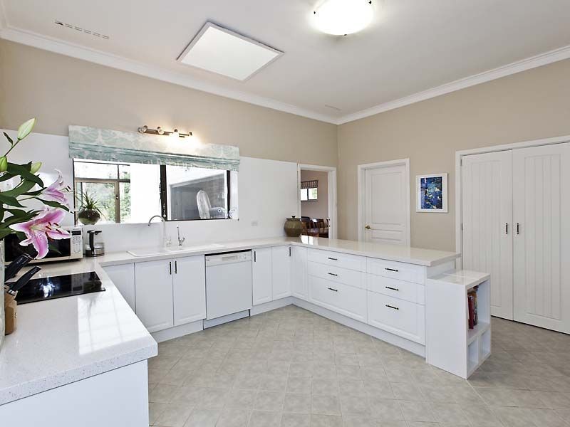 635 Margaret Road, Hovea WA 6071