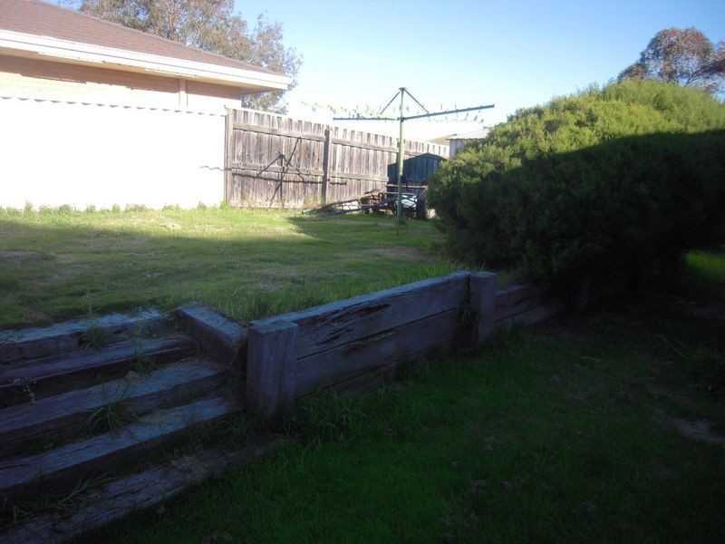 26 Kangaroo Entrance, Stratton WA 6056