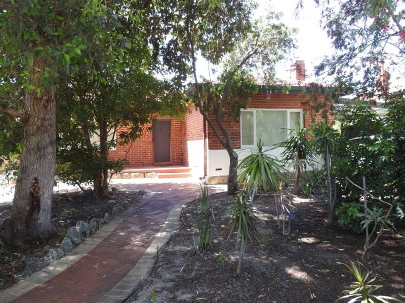 24 Markham Road, High Wycombe WA 6057