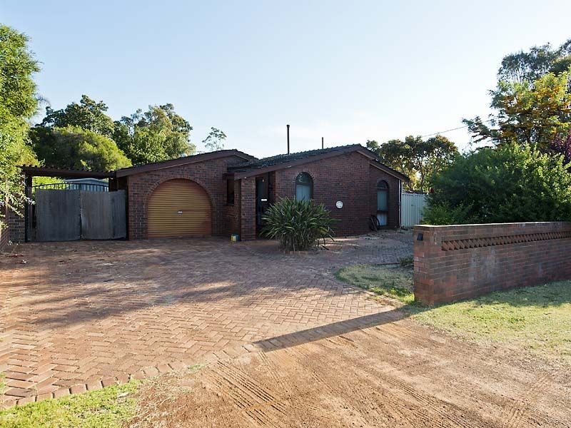 7 Glyde Road, Lesmurdie WA 6076