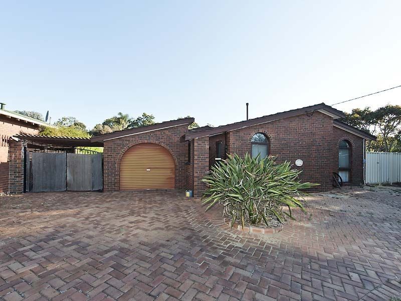 7 Glyde Road, Lesmurdie WA 6076
