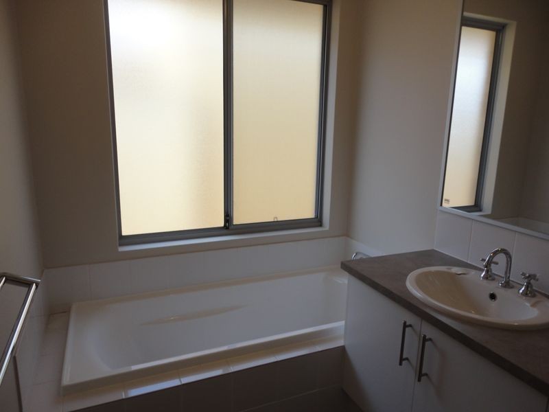 83 Berkshire Road, Forrestfield WA 6058