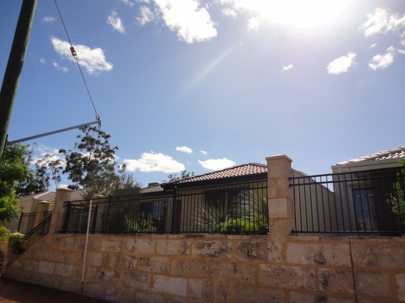 83 Berkshire Road, Forrestfield WA 6058