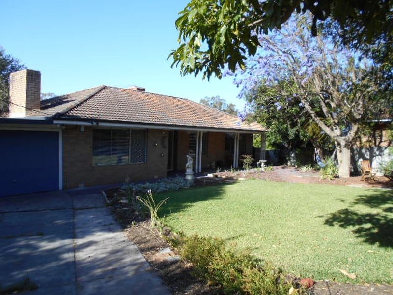 13 Arundle Avenue, Greenmount WA 6056