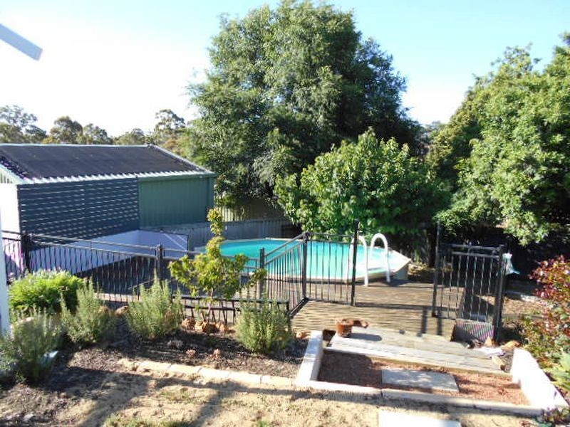 13 Arundle Avenue, Greenmount WA 6056