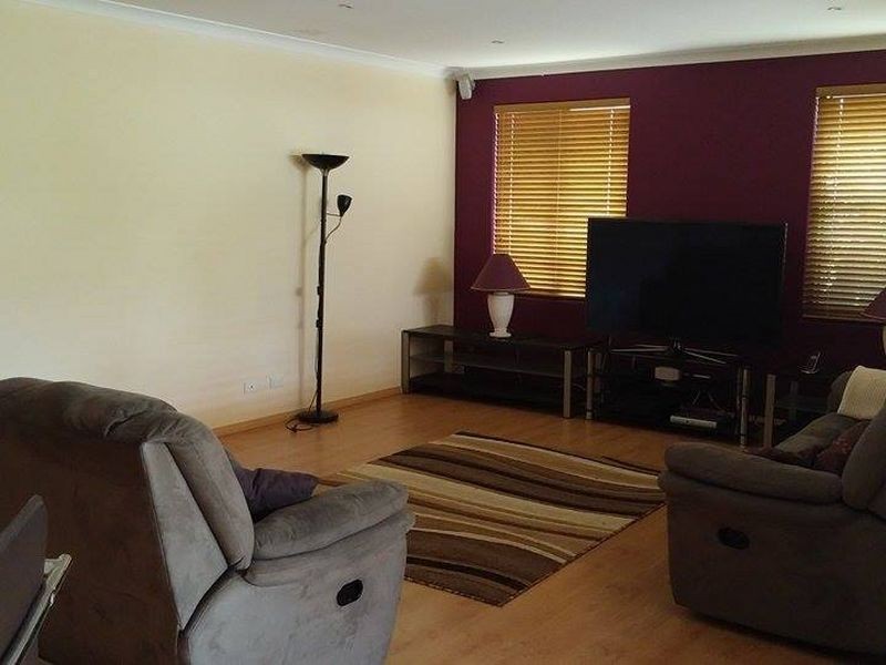 39 Myerson Crescent, Maida Vale WA 6057
