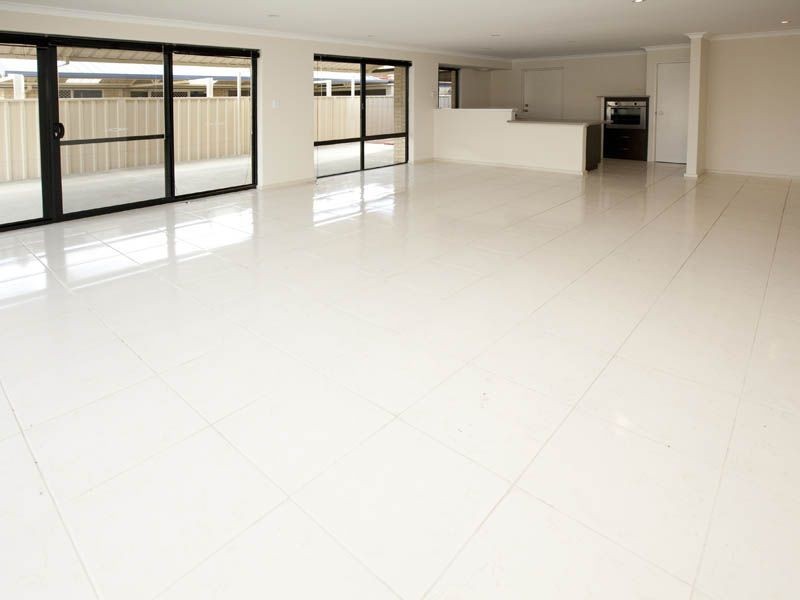 82 Hardey East Road, Wattle Grove WA 6107