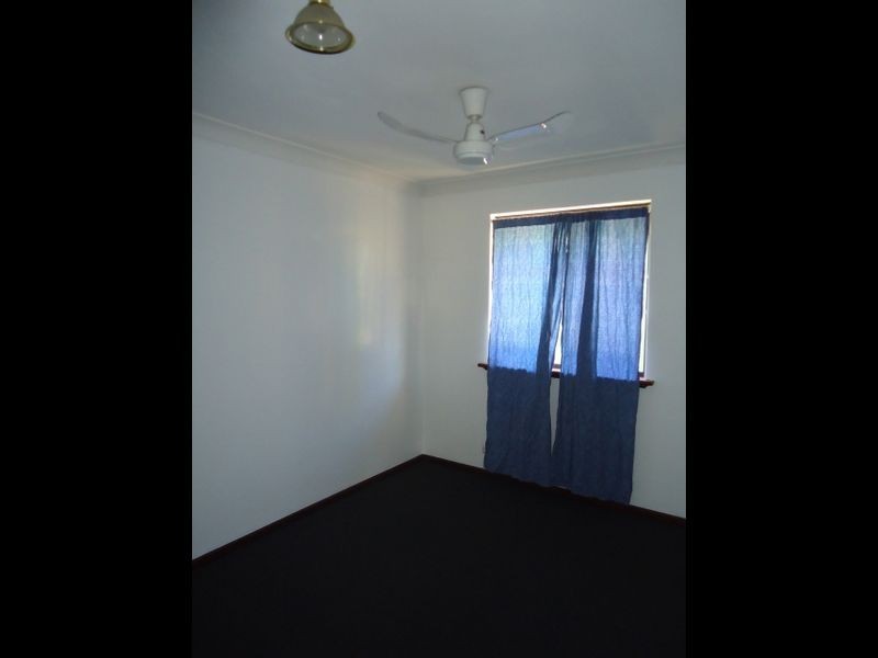 5 Castle Court, Forrestfield WA 6058