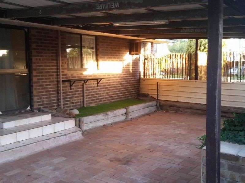 5 Castle Court, Forrestfield WA 6058