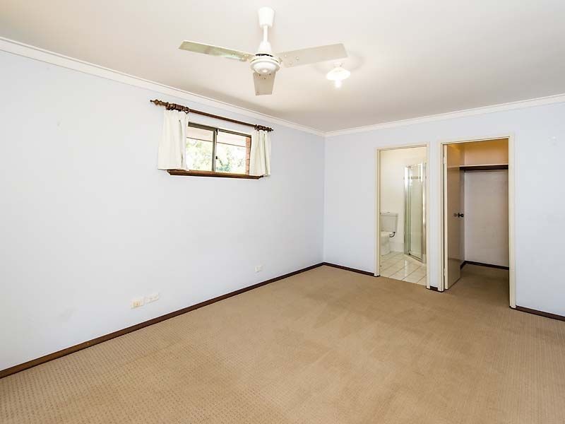 7 Valiant Close, Lesmurdie WA 6076