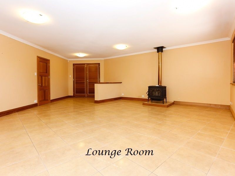 13 Valley Road, Kalamunda WA 6076