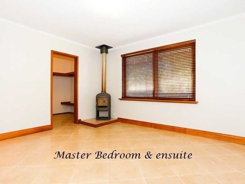 13 Valley Road, Kalamunda WA 6076