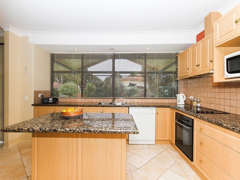 22 Ashurst Drive, Lesmurdie WA 6076