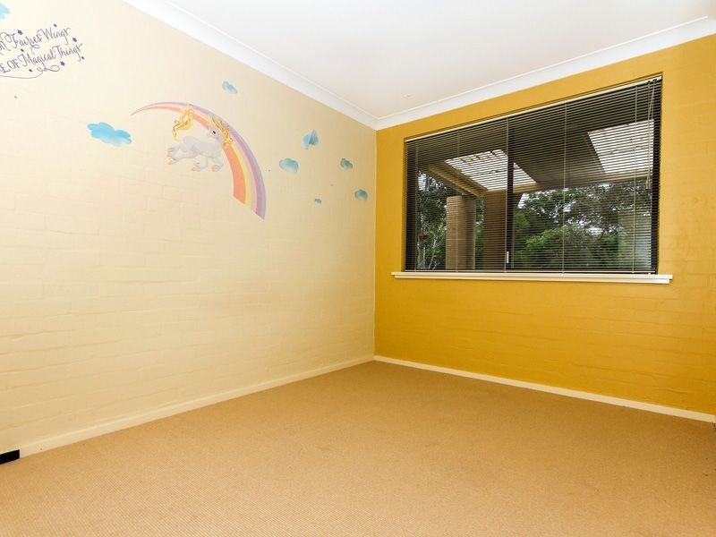 22 Ashurst Drive, Lesmurdie WA 6076