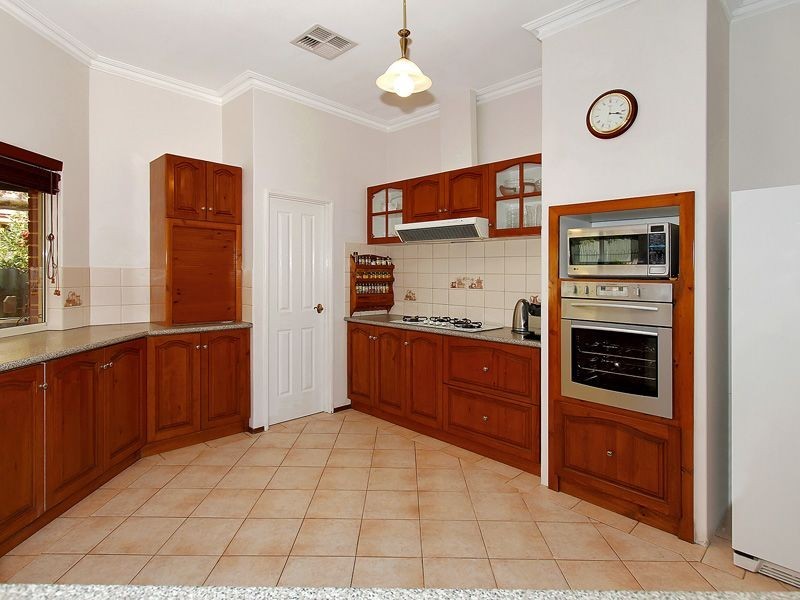 42 Todd Avenue, Como WA 6152