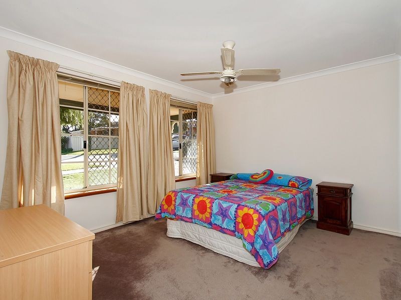 42 Todd Avenue, Como WA 6152