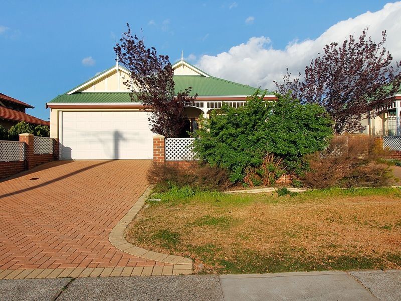 1/11 Brooks Street, Kalamunda WA 6076