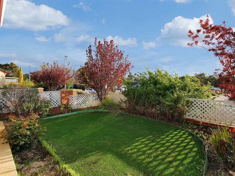 1/11 Brooks Street, Kalamunda WA 6076