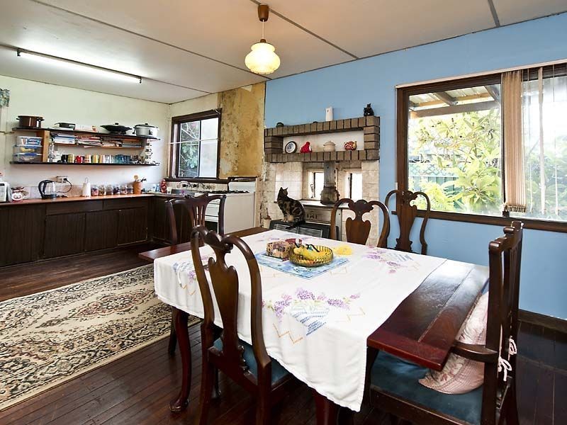 9 Watsonia Road, Gooseberry Hill WA 6076