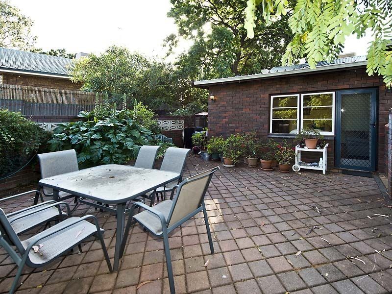 9 Watsonia Road, Gooseberry Hill WA 6076