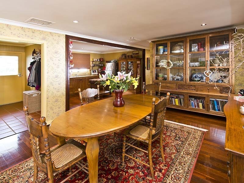 22 Crayden Road, Kalamunda WA 6076