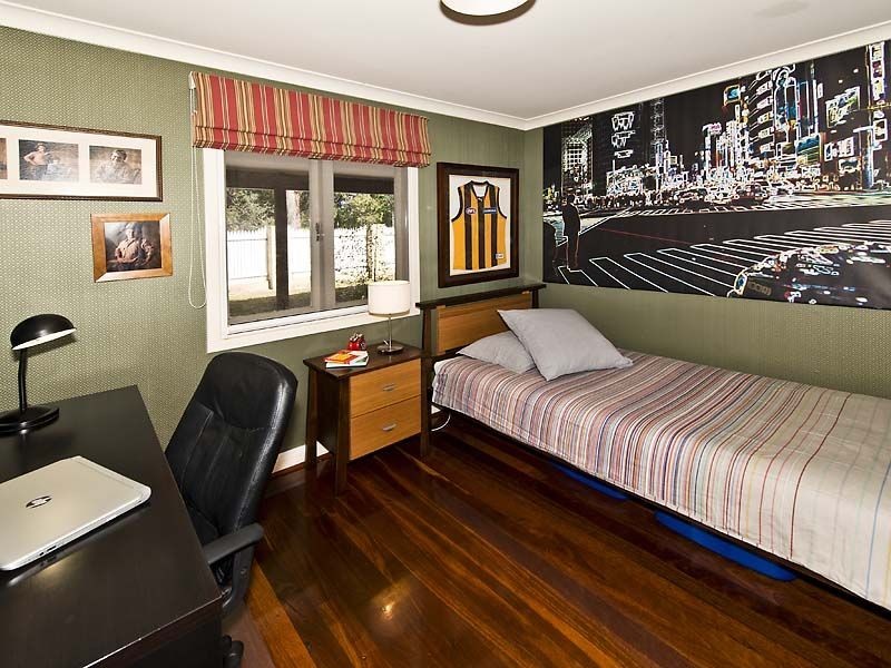 22 Crayden Road, Kalamunda WA 6076