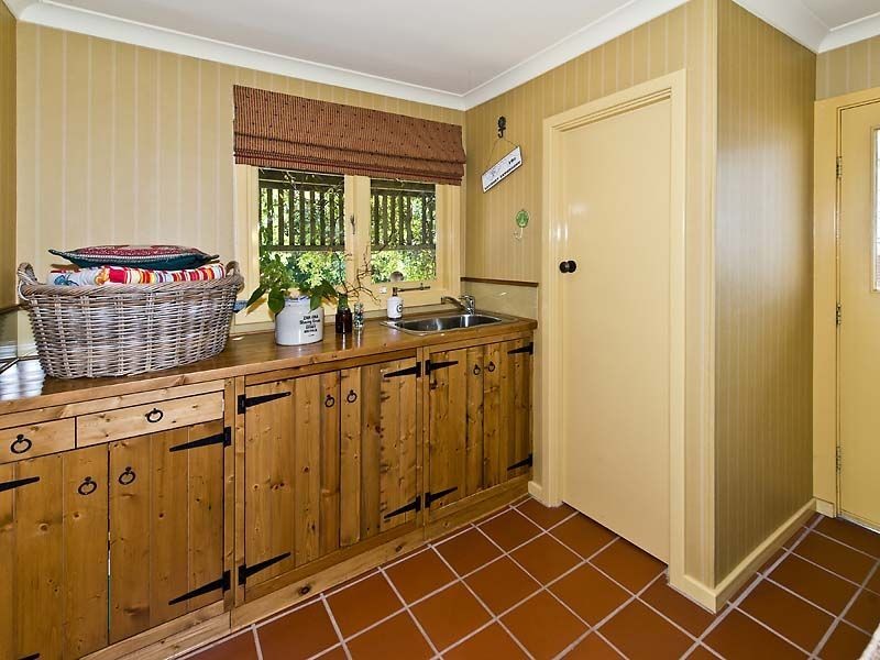 22 Crayden Road, Kalamunda WA 6076