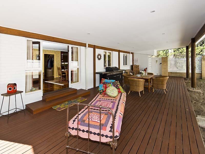 22 Crayden Road, Kalamunda WA 6076