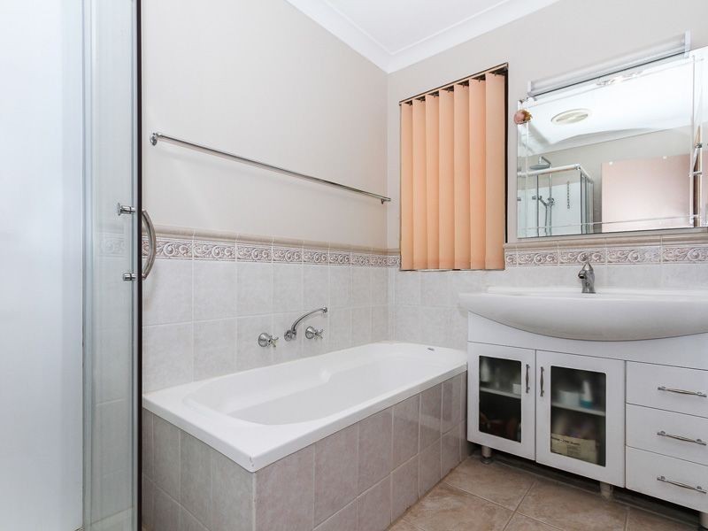 21 Ind Street, Lesmurdie WA 6076