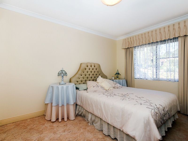 21 Ind Street, Lesmurdie WA 6076