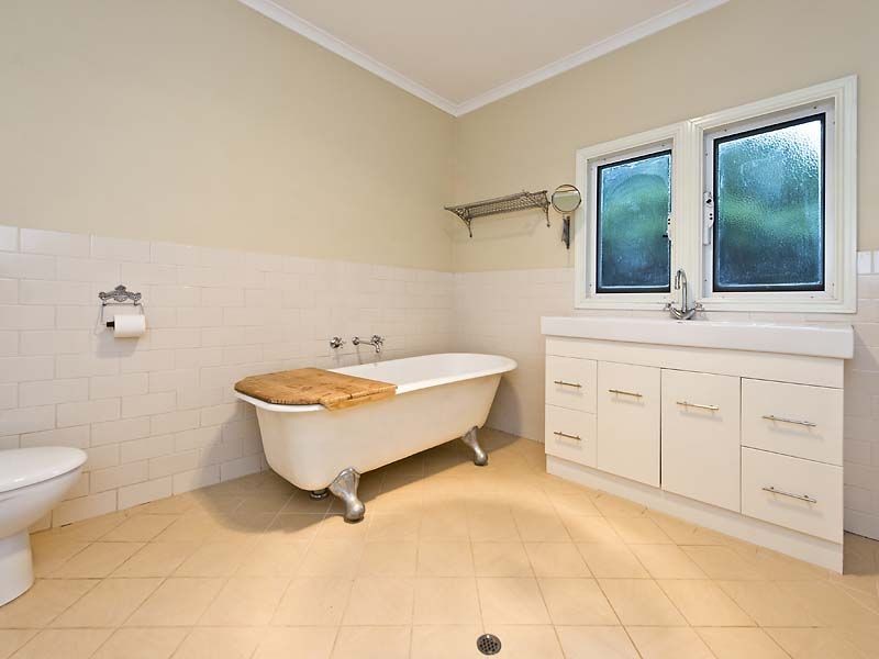 3 Station Street, Guildford WA 6055