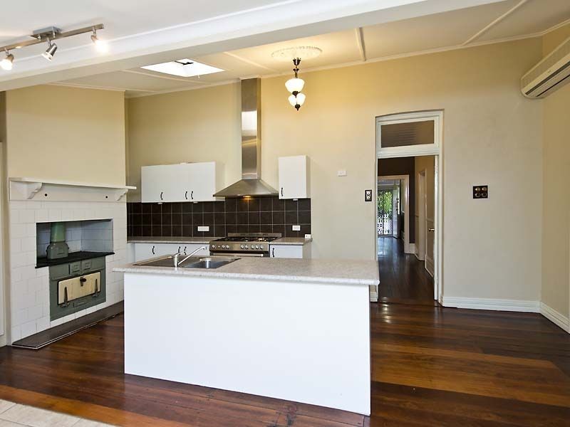 3 Station Street, Guildford WA 6055