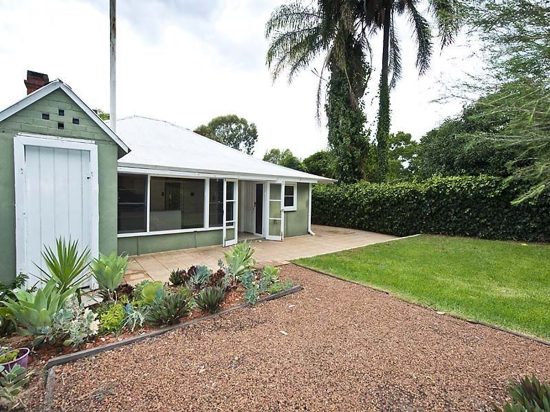 3 Station Street, Guildford WA 6055