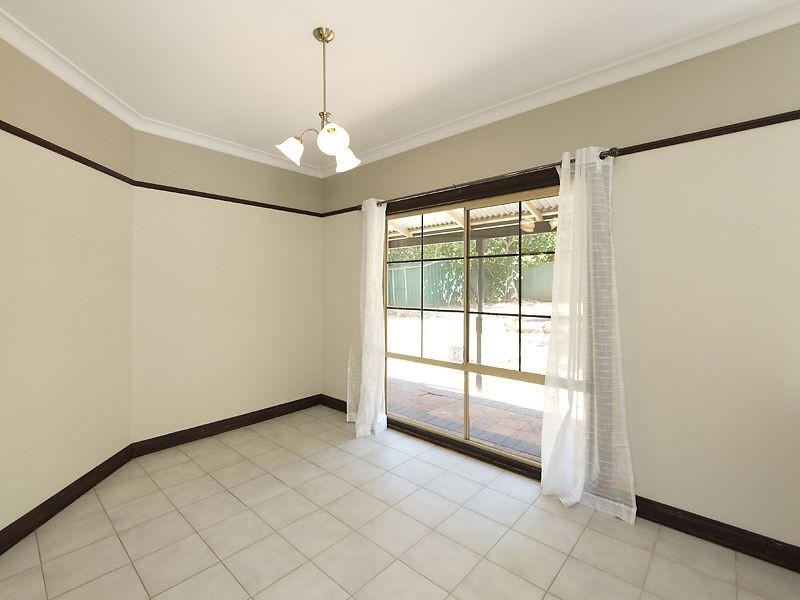 8 Coongan Avenue, Greenmount WA 6056