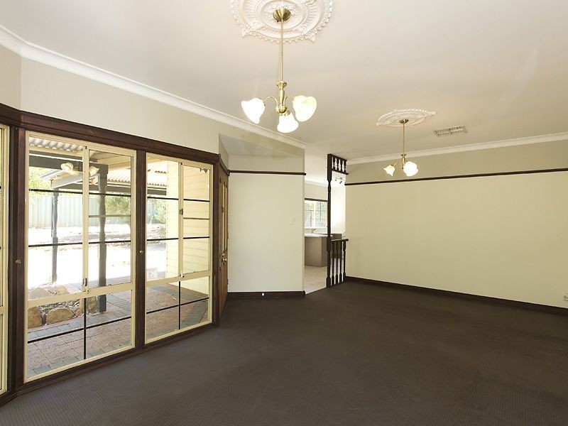 8 Coongan Avenue, Greenmount WA 6056