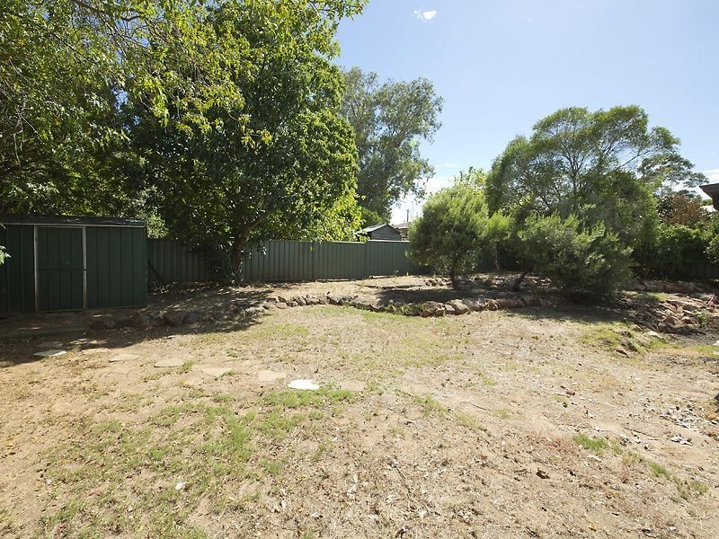 8 Coongan Avenue, Greenmount WA 6056