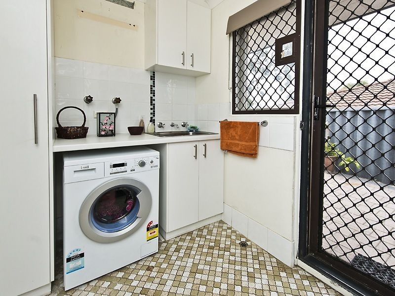 24 Miller Street, Bellevue WA 6056