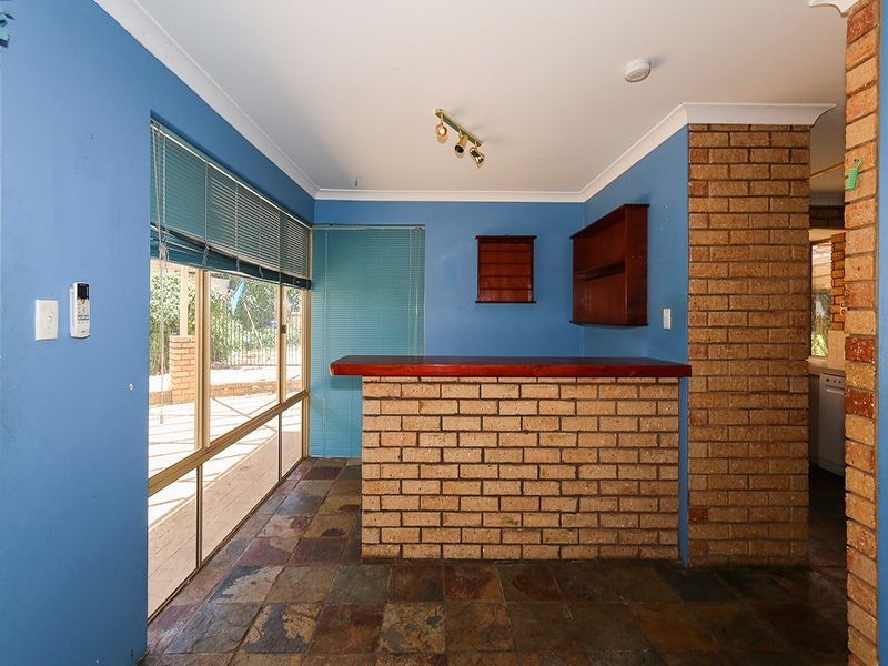 35 Cantua Way, Forrestfield WA 6058