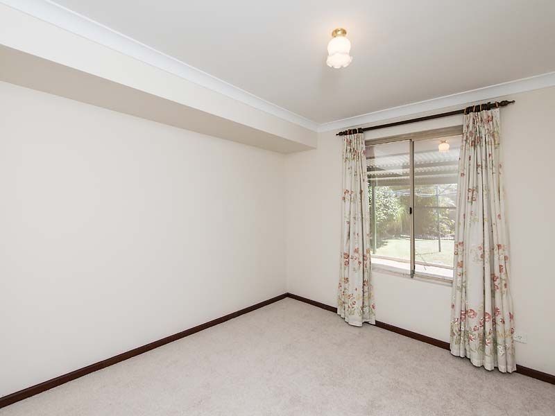 166 Newburn Road, High Wycombe WA 6057