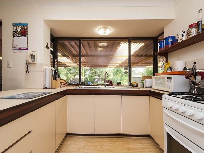 89 Bougainvillea Avenue, Forrestfield WA 6058