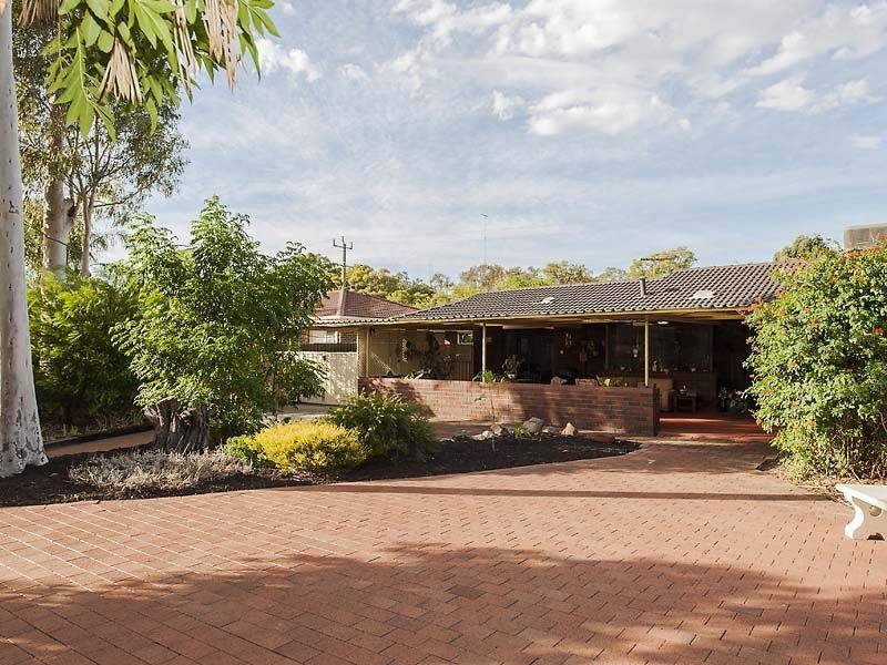 89 Bougainvillea Avenue, Forrestfield WA 6058