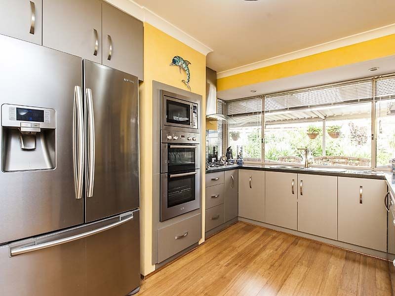 6 Coola Place, High Wycombe WA 6057