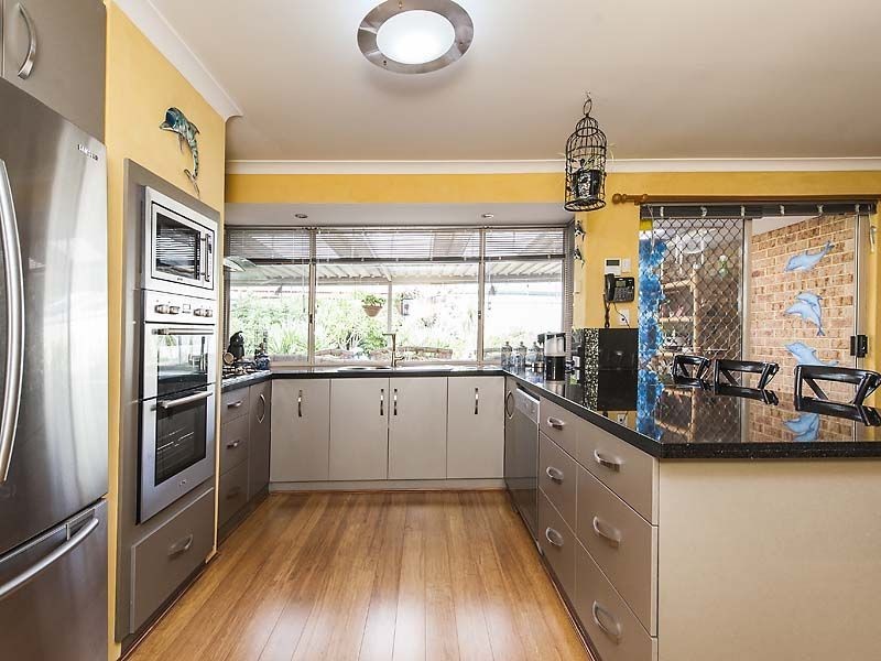 6 Coola Place, High Wycombe WA 6057