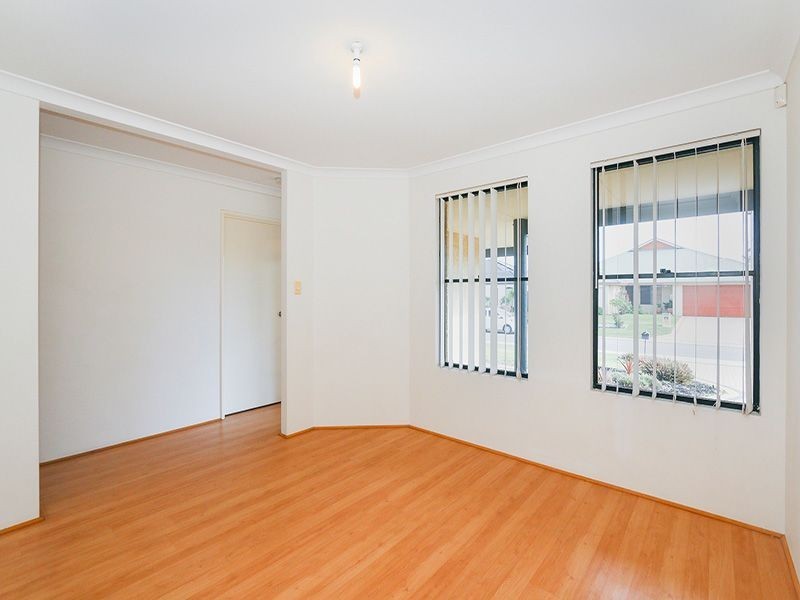 46 Excalibur Chase, Wattle Grove WA 6107