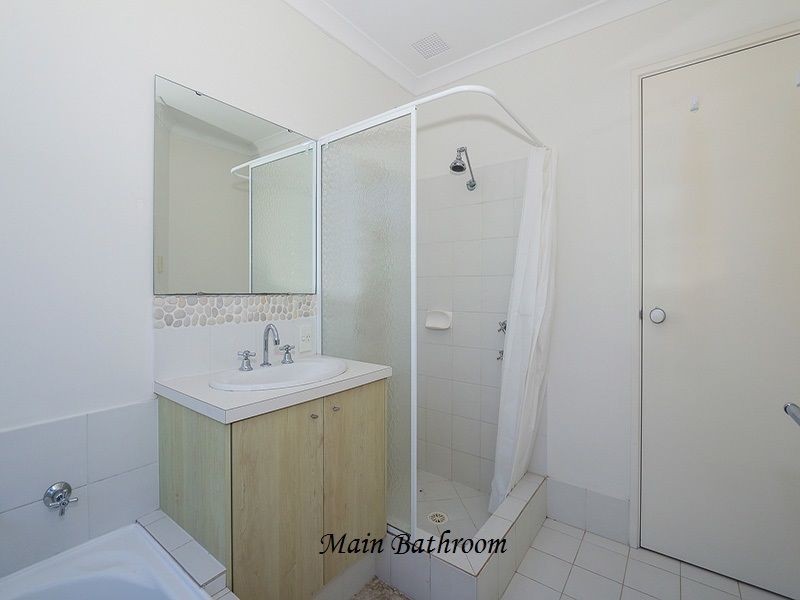 46 Excalibur Chase, Wattle Grove WA 6107