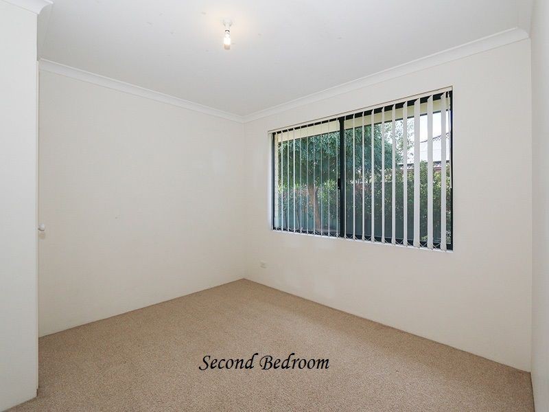 46 Excalibur Chase, Wattle Grove WA 6107