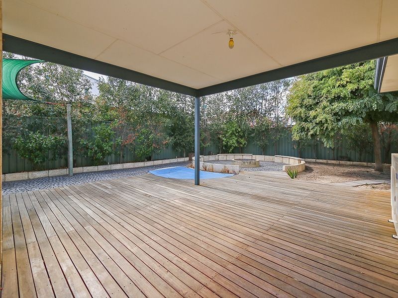 46 Excalibur Chase, Wattle Grove WA 6107