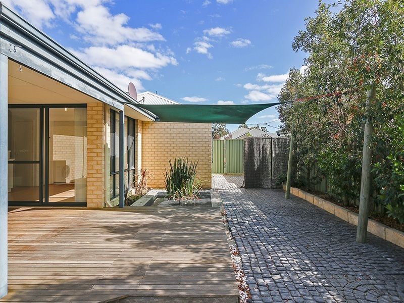 46 Excalibur Chase, Wattle Grove WA 6107
