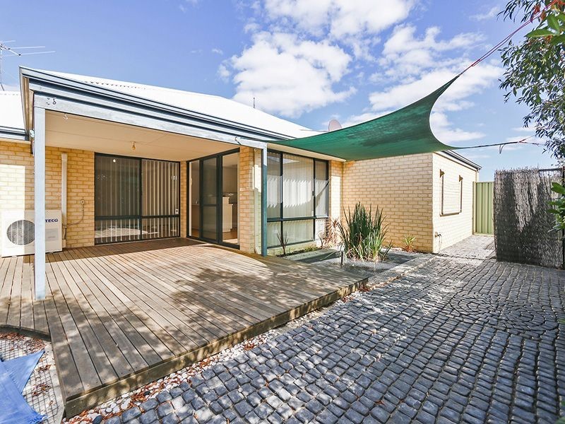 46 Excalibur Chase, Wattle Grove WA 6107
