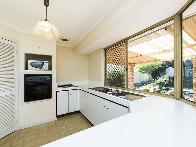 22 Blamire Road, Kalamunda WA 6076